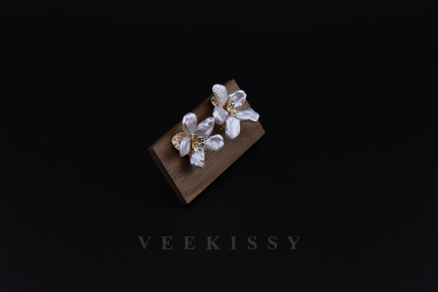 Floral Baroque Pearl Earrings – Handcrafted Elegance in Gold - VEEKISSY