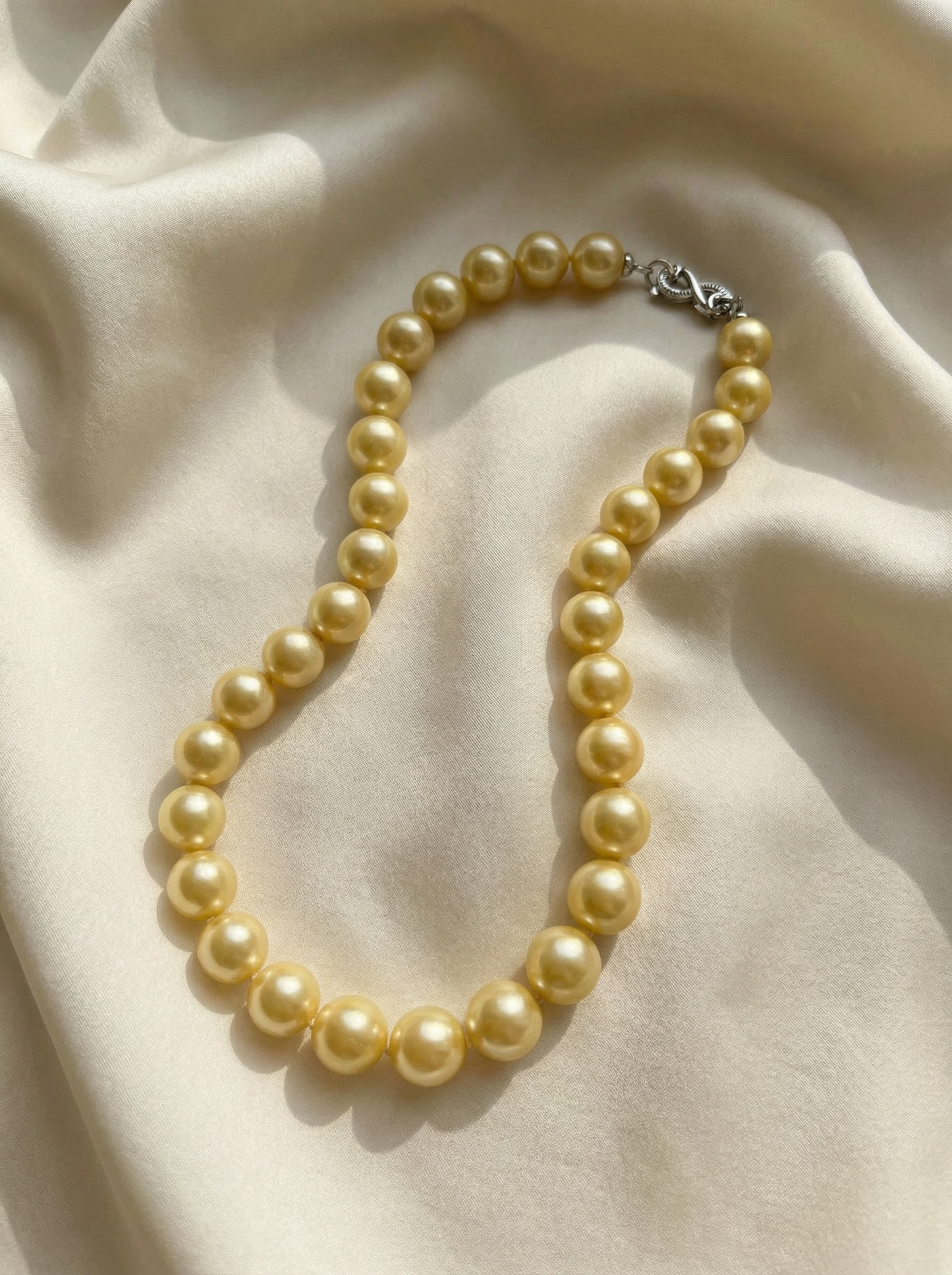 Gold Pearl - VEEKISSY