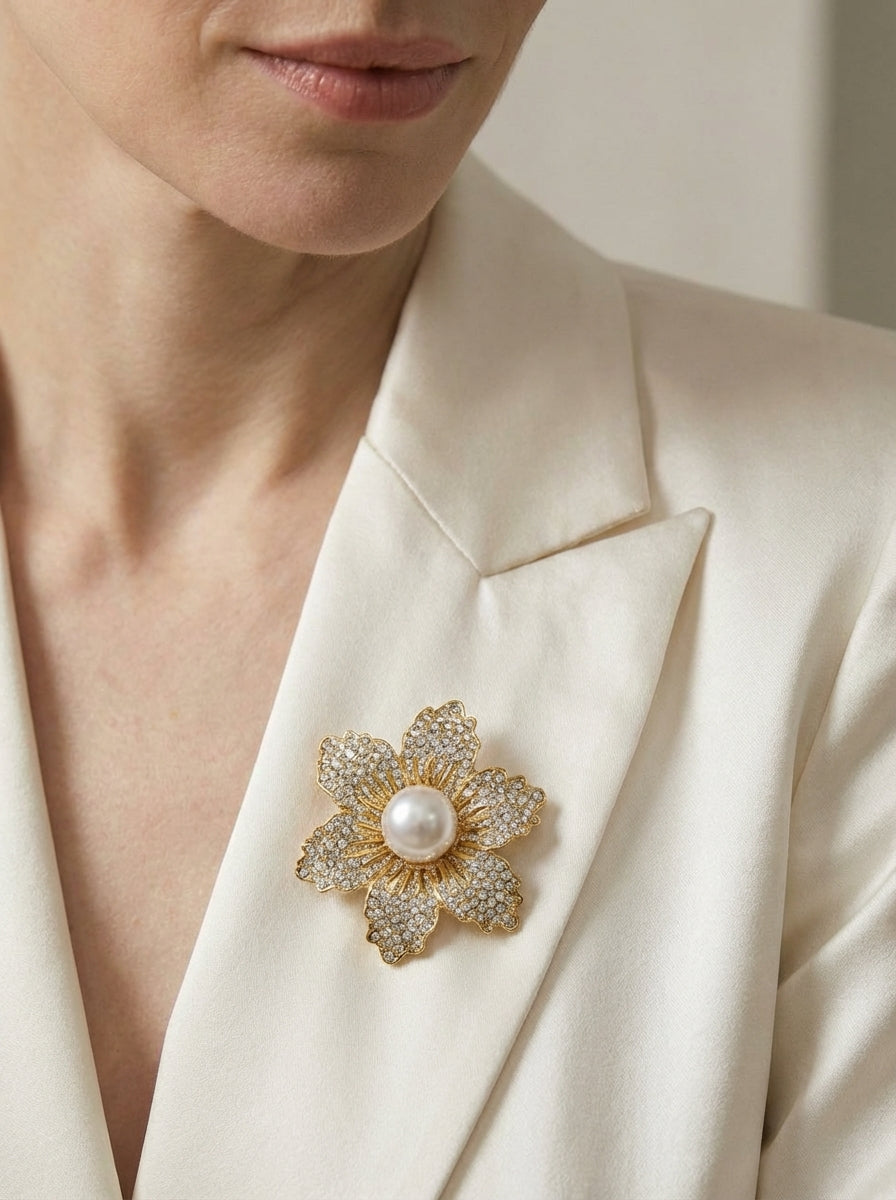 Empress Pearl Floral Brooch - VEEKISSY