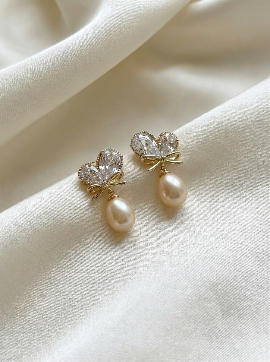 Champagne Bow Pearl Drops - VEEKISSY