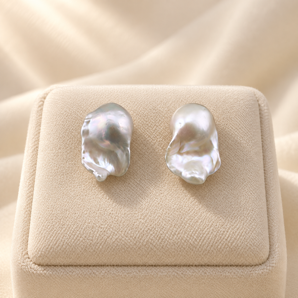 VEEKISSY elegant baroque pearl stud earrings, pair on ivory display cushion