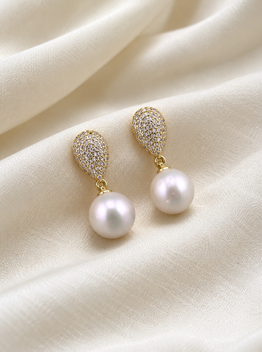 VEEKISSY edison pearl drop earrings, alternative pair angle